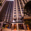 Отель Chonpines Hotels·Chongqing Jiefangbei Hongyadong, фото 1