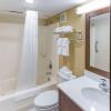 Отель Quality Inn & Suites, фото 31