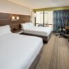 Отель Holiday Inn Express Hotel & Suites Springfield, фото 35