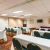 Отель Comfort Inn Falls Church - Tysons Corner, фото 18