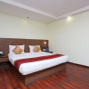 Отель OYO 9580 Hotel Garnet Inn, фото 7