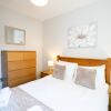 Отель Velvet 2-bedroom Apartment, Brewery Road, Hoddesdon в Ходдесдон