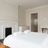 Отель West Village 2 BR and Private Roof Deck, фото 4