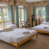 Отель The White Horse Coaching Inn Guest House, фото 3