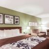 Отель Sleep Inn & Suites, фото 13