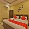 Отель OYO 11867 Hotel Nilkanth Inn, фото 24