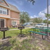 Отель Bright + Roomy Kissimmee Townhome: 9 Mi to Disney!, фото 18