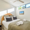 Отель Waiata Beach House - Onetangi Beach, фото 4