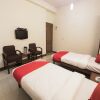 Отель OYO 13643 Hotel Maharaja Palace, фото 14