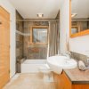 Отель Tahoe Donner Luxury 4BR+2 lofts, Hot tub 3100 sqft, фото 11