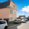 Отель Vibrant Apartment in Coswig Near River, фото 14