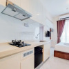 Отель Cozy And Nice Studio Apartment At Sky House Bsd, фото 6