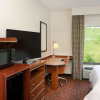 Отель Hampton Inn & Suites Pittsburgh-Meadow Lands, фото 11