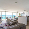 Отель MAREA Beachfront 2 BDR - Stunning Oceanview, фото 7