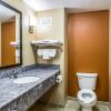 Отель Sleep Inn & Suites, фото 29