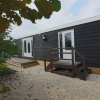 Отель Nice Chalet With Dishwasher, Near the Wadden Sea, фото 13