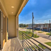 Отель Modern Houston Townhome - 3 Mi to Downtown!, фото 19
