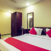 Отель OYO 28047 Hotel Galaxy Residency, фото 7
