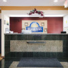 Отель Days Inn by Wyndham Rosenberg, фото 2