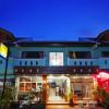 Отель Holiday Guesthouse, фото 1