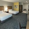 Отель La Quinta Inn & Suites by Wyndham Valdosta, фото 6