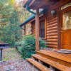 Отель Enchanted View Lodge 3 Bedroom Cabin by Redawning, фото 20