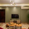 Отель Play Foosball & Do Yoga - 1 BR Apt 5 Min To Airport, фото 5