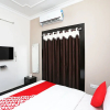 Отель OYO 14988 Regal Stays, фото 13