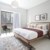 Отель Astounding Marina Views in This Elegant 3br!, фото 6