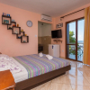 Отель Studio apartment Verica - 15 m from beach: SA2 Krilo Jesenice, Riviera Omis, фото 4