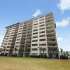 Отель Book Now Walk Right out to the Beach Oceanfront Ground Floor Condo - Southwind 104, фото 1