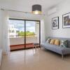 Отель Acqua Vista Family Apartment - 200M from BEACH, фото 2