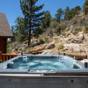 Отель Bernard by Avantstay Luxurious Cabin in Big Bear w/ Hot Tub & Pool Table, фото 6