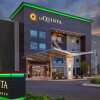 Отель La Quinta Inn And Suites By Wyndham West Memphis, фото 1