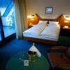 Отель Hotel-Restaurant Moris Отель Hotel-Restaurant Moris в Капеллене