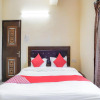 Отель OYO 74584 Hotel Vivaan Palace, фото 17