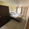 Отель Maidenhead Stylish and Modern 2 bedroom apartment Maidenhead with Pleasant views, фото 2