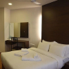 Отель Ladybird Hotel, фото 5