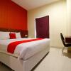 Отель RedDoorz Premium near Nipah Mall, фото 4