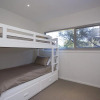 Отель Two Bays Apartments, фото 4
