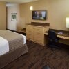 Отель LivINN Hotel Cincinnati / Sharonville Convention Center, фото 3