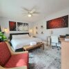 Отель Barefoot Mailman Inn & Suites, фото 4