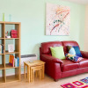 Отель Colourful And Spacious 2 Bedroom Leith Home, фото 2