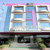 Отель OYO 14427 Hotel RK Palace, фото 1