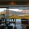 Отель Moonstruck on Pringle Bay Guesthouse, фото 6