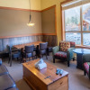 Отель Timberline Lodges by Fernie Lodging Co, фото 1