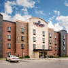 Отель Candlewood Suites La Crosse N, an IHG Hotel, фото 1