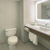 Отель Holiday Inn Express & Suites North Bay, an IHG Hotel, фото 8