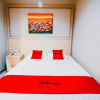 Отель RedDoorz Plus near Sultan Hasanuddin Airport, фото 2