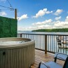 Отель Lake it Up Mountain and Lake View Villa Features Hot Tub, Fire Pit and Corn Hole by Redawning, фото 9